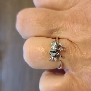 Adjustable triceratops silver tone ring